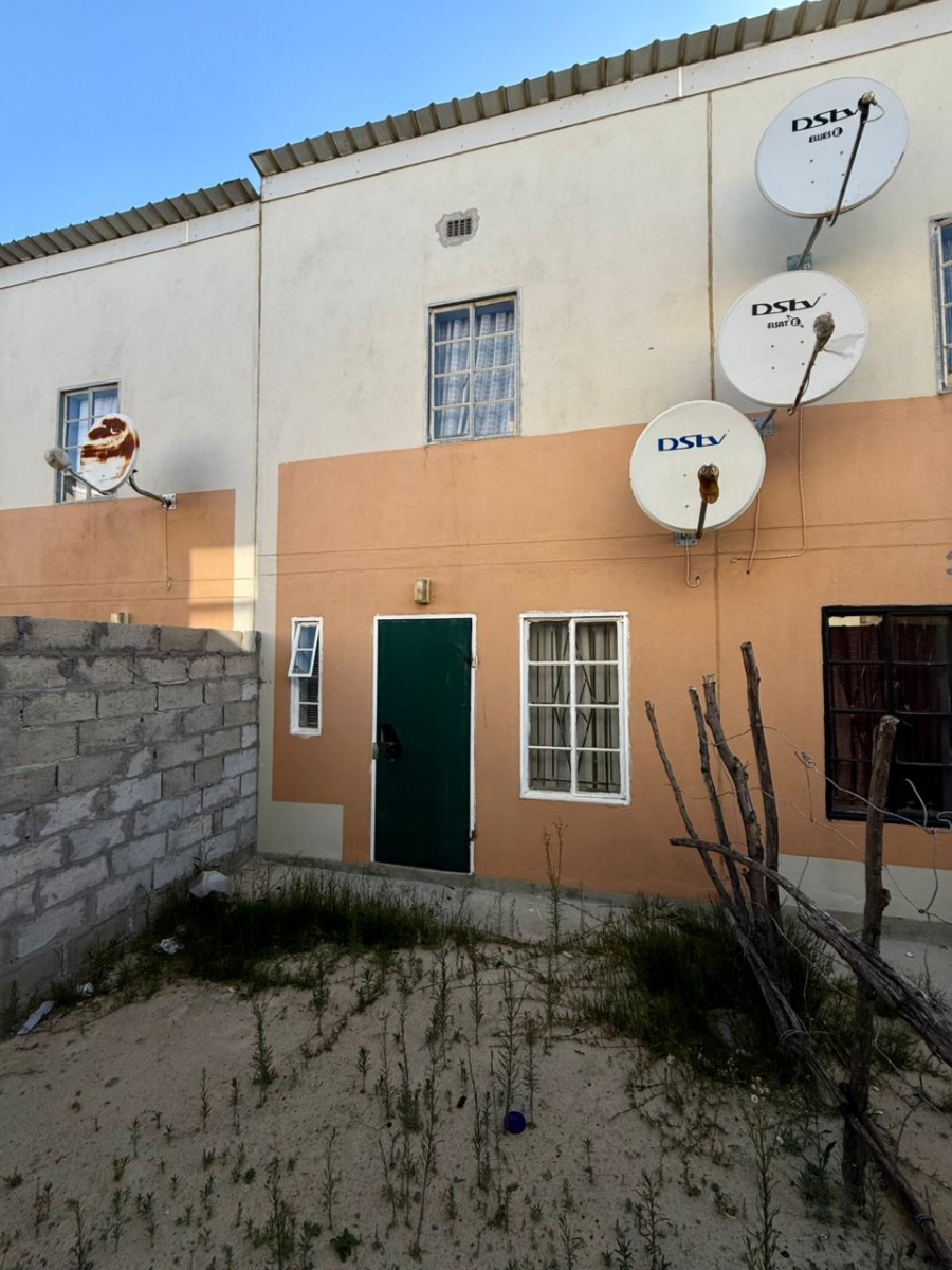 2 Bedroom Property for Sale in Electric City Western Cape